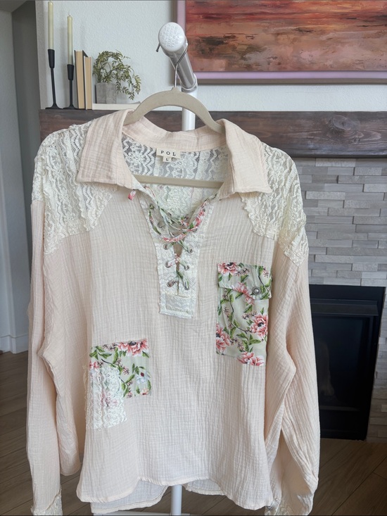 POL Tops - NEW POL Cream Lace-Accent Long Sleeve Top with Floral Patch Pockets